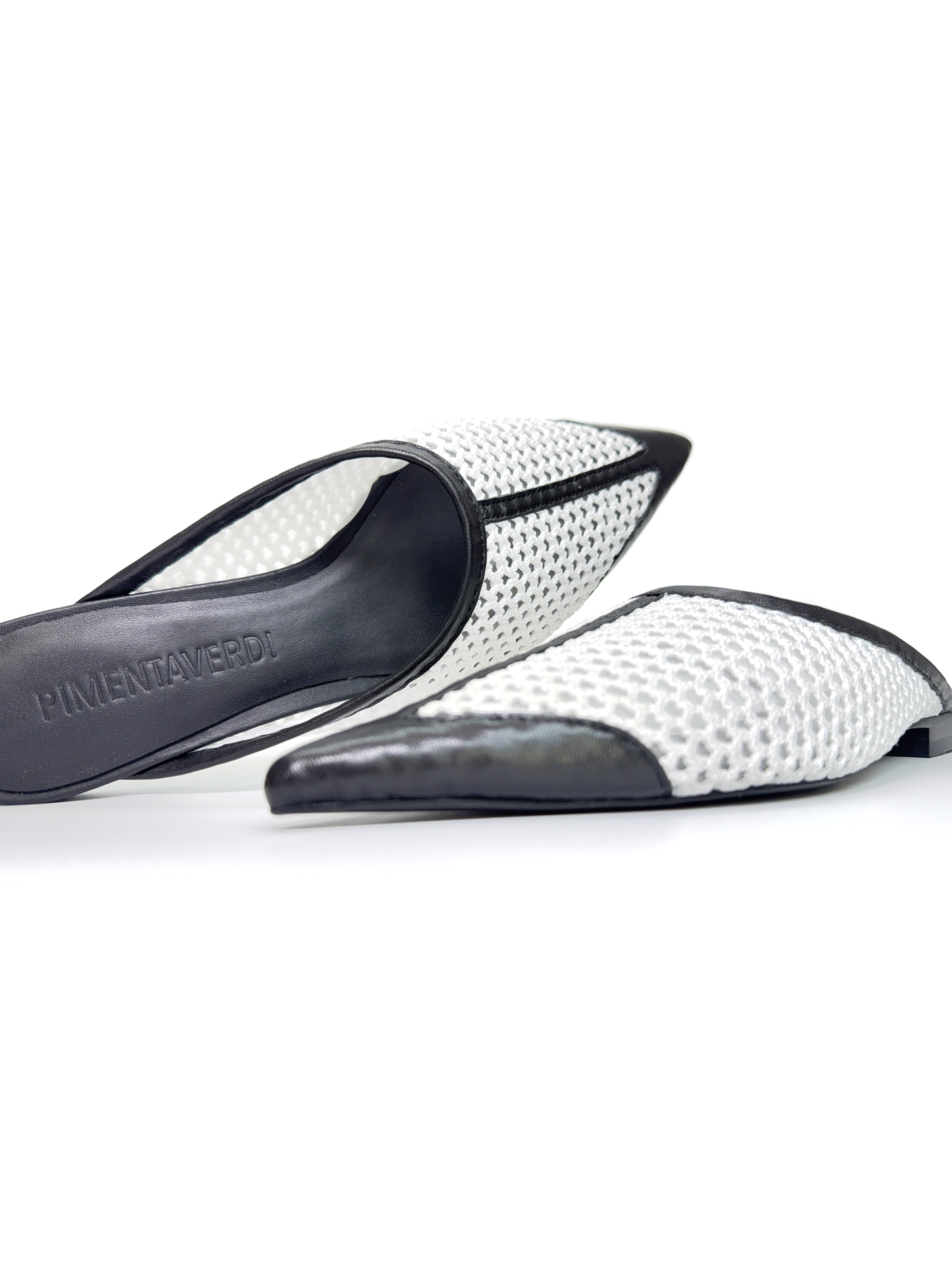 Mule preto e branco