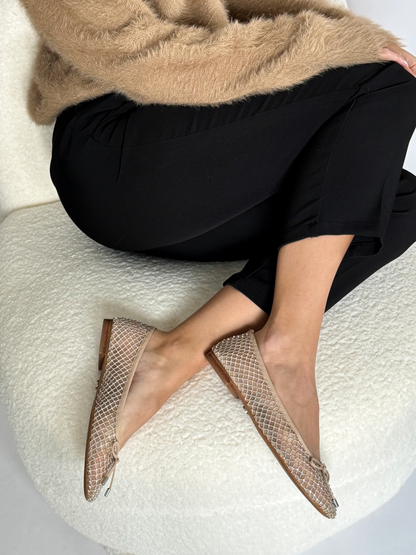 Sapatilha Bege com Cristais